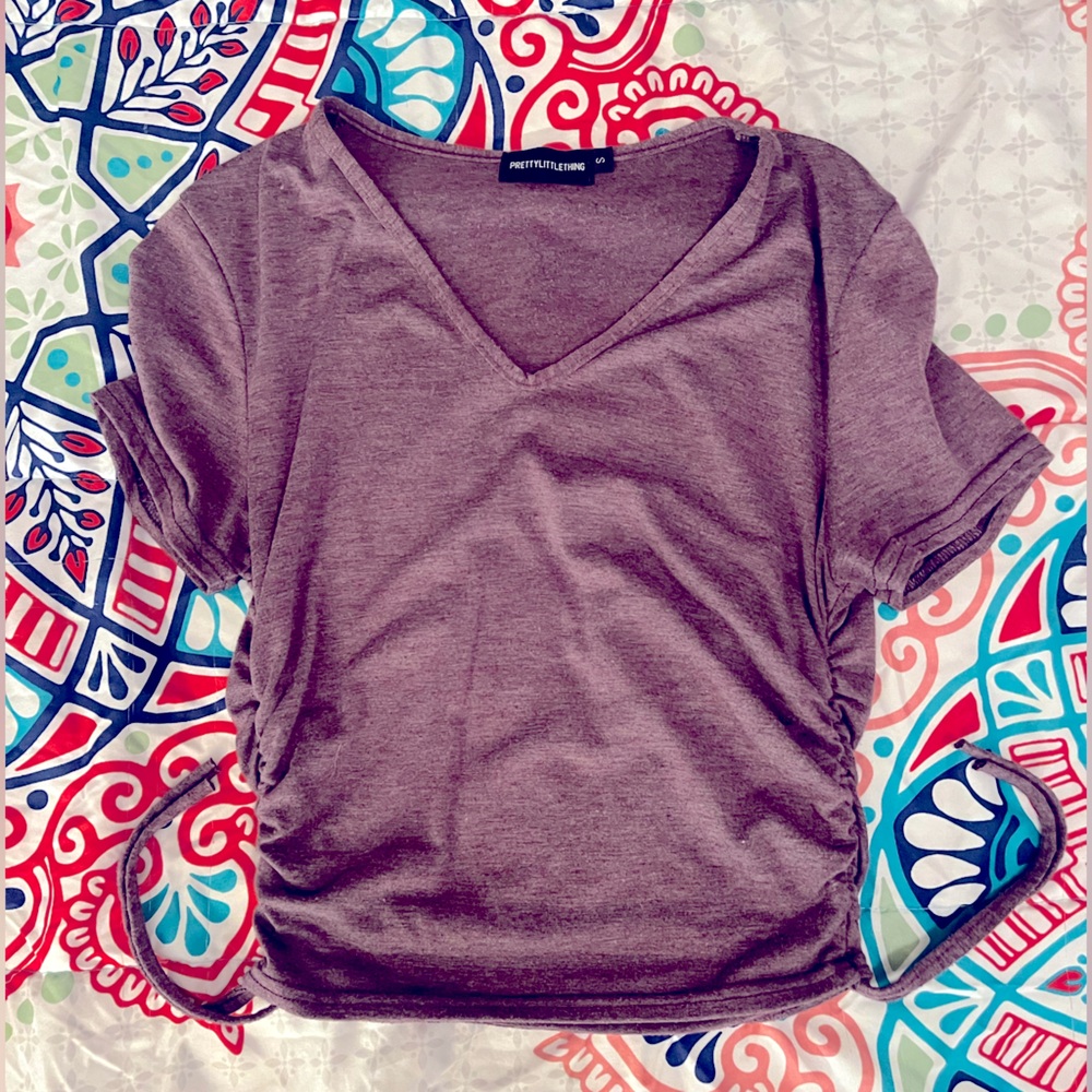 PrettyLittleThing crop top. Purple. US size S. Barely worn, very good condition.